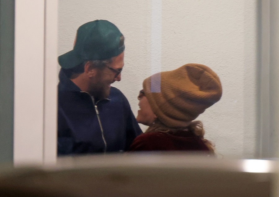 Confirmed Relationships, Mary-Kate Olsen