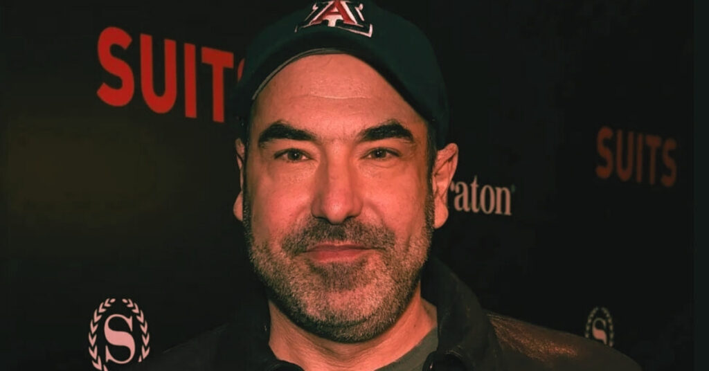 Rick Hoffman Wife Family, Net Worth, & Biography