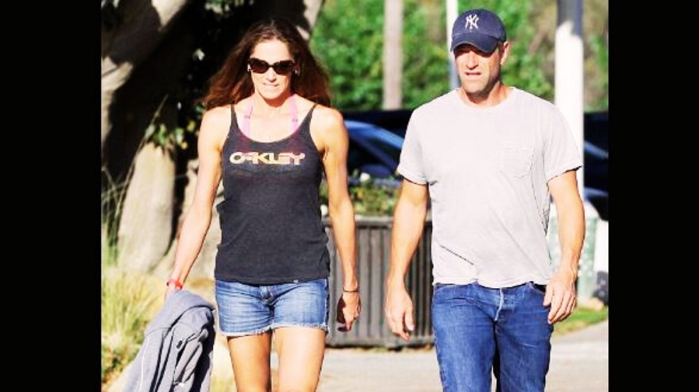 Aaron Eckhart Wife 2